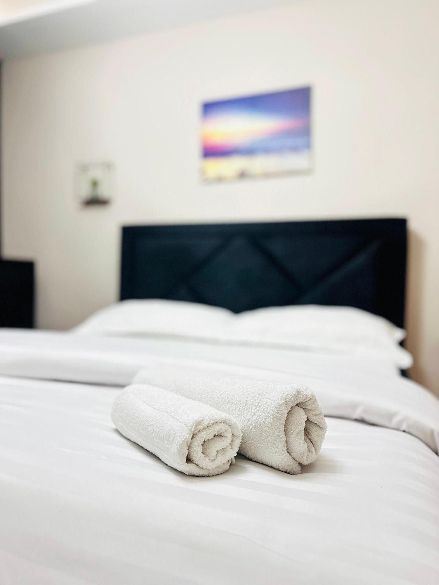Apartment Bllok: Cozy Stay, 24/7 Self Check-in Tirana