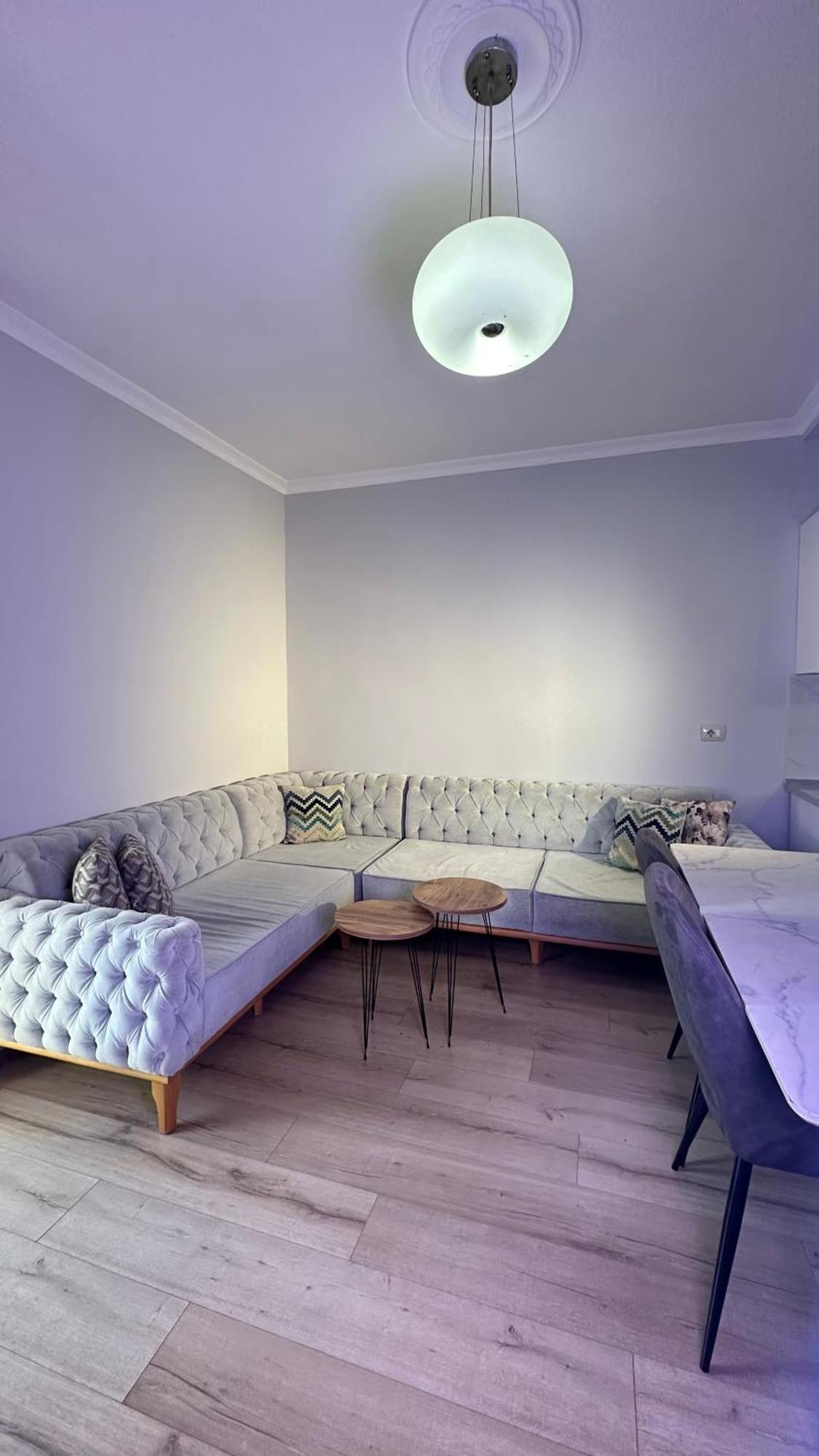 Bllok: Cozy Stay, 24/7 Self Check-in Apartment *