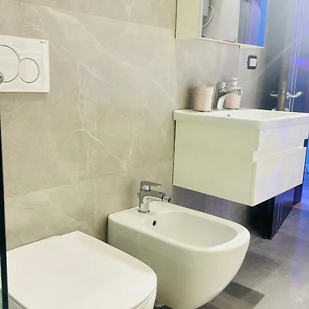 Bllok: Central Cozy Stay, 24/7 Self Check-In Tirana Exterior foto