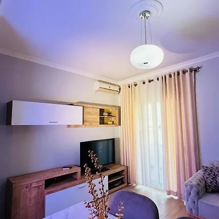 Bllok: Central Cozy Stay, 24/7 Self Check-In Tirana Exterior foto