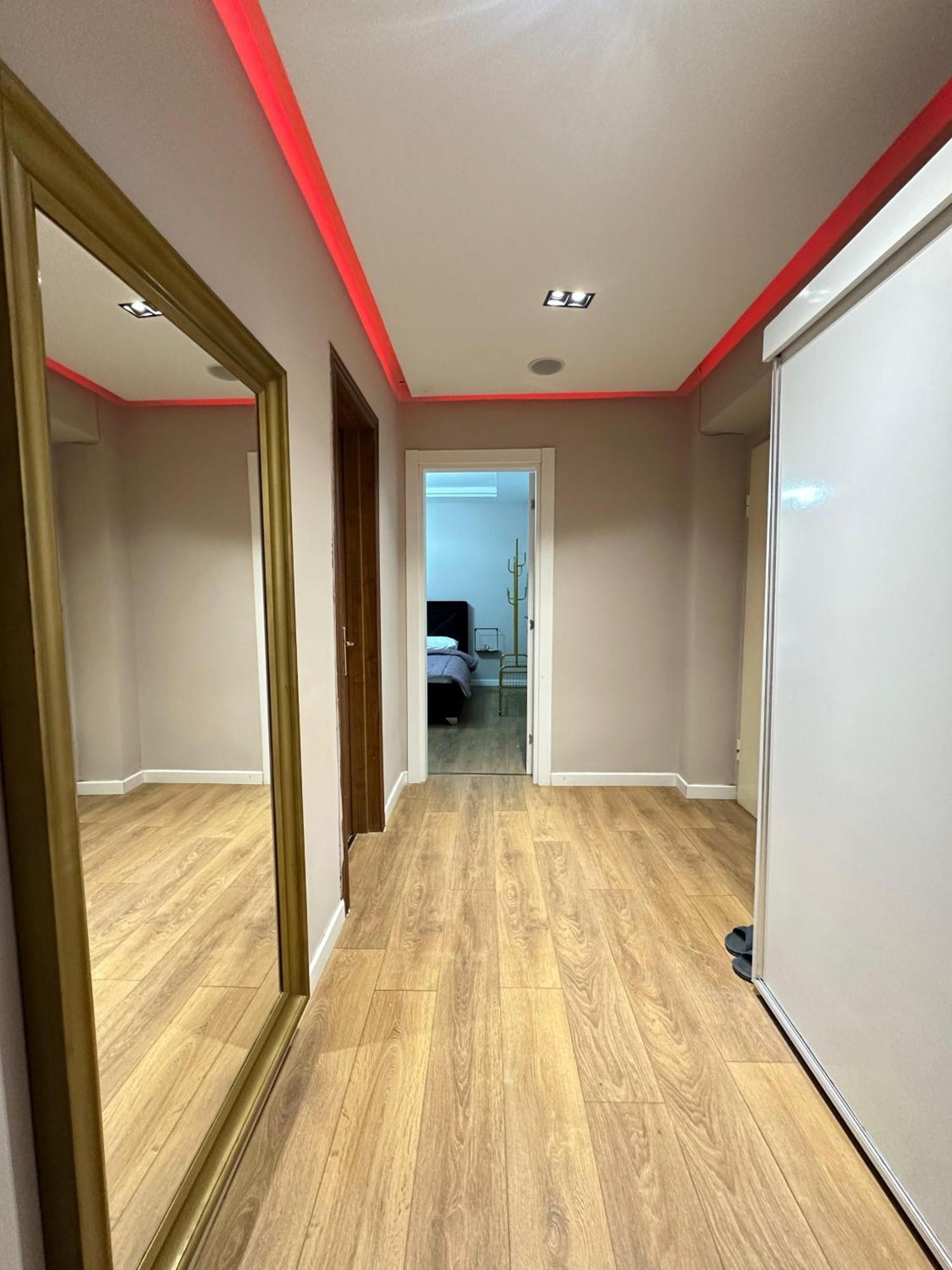 Bllok: Cozy Stay, 24/7 Self Check-in Apartmán *